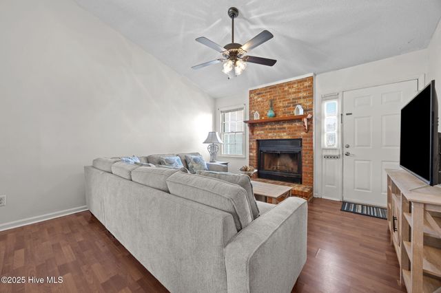 201 Meadow Lane, Jacksonville, NC 28546