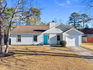 201 Meadow Lane, Jacksonville, NC 28546