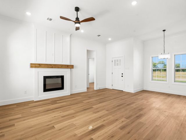 148 Joel Street, Springtown, TX 76082