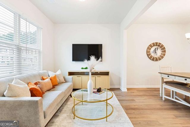 2824 Saratoga Lake View, Decatur, GA 30034