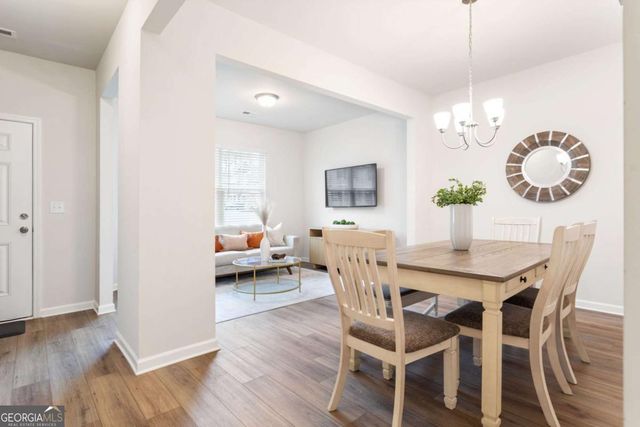 2824 Saratoga Lake View, Decatur, GA 30034