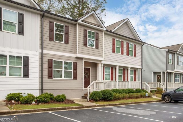 2824 Saratoga Lake View, Decatur, GA 30034