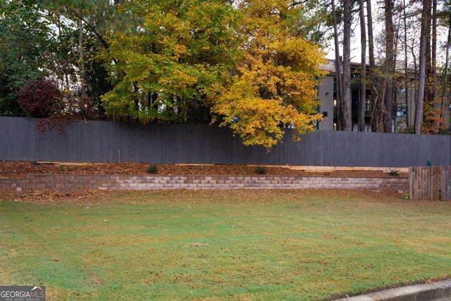 2824 Saratoga Lake View, Decatur, GA 30034