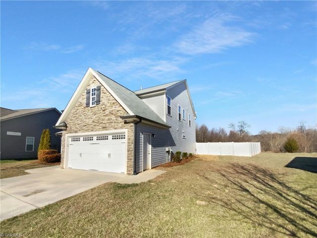 5713 Chicory Meadows Court, Clemmons, NC 27012