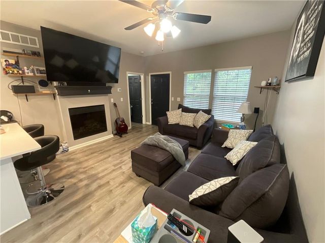 16109 E 50th Terrace, Kansas City, MO 64136