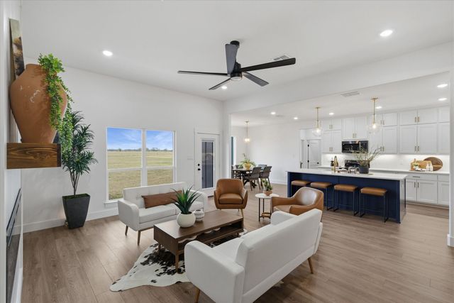 370 VZ County Road 3910, Wills Point, TX 75169