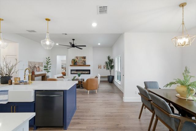 370 VZ County Road 3910, Wills Point, TX 75169