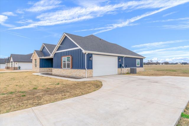 370 VZ County Road 3910, Wills Point, TX 75169