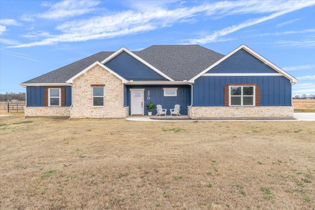 370 VZ County Road 3910, Wills Point, TX 75169