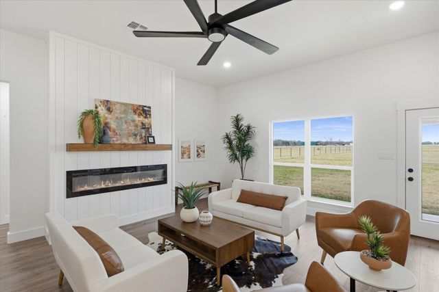 370 VZ County Road 3910, Wills Point, TX 75169