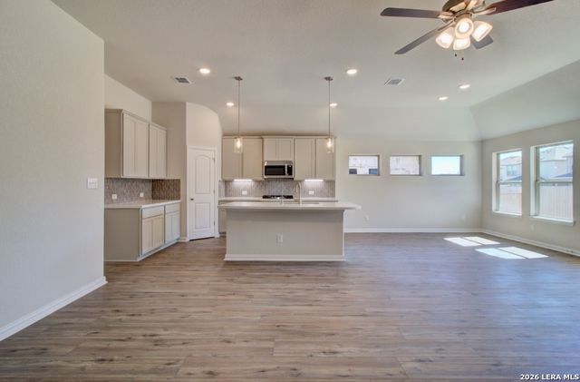 2027 Stephanie Avenue, New Braunfels, TX 78132