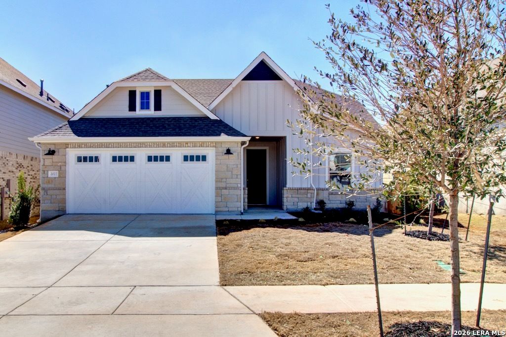 2027 Stephanie Avenue, New Braunfels, TX 78132