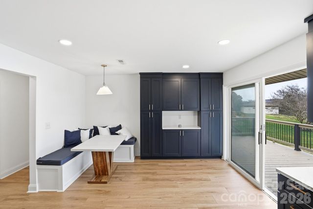 332 Shoreline Loop, Mooresville, NC 28117