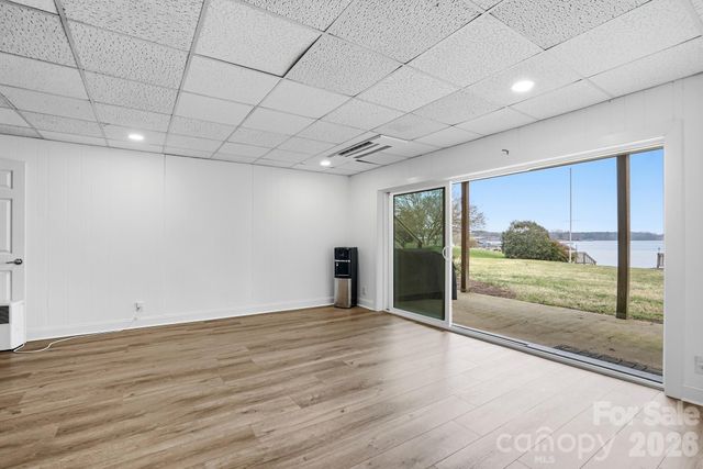 332 Shoreline Loop, Mooresville, NC 28117