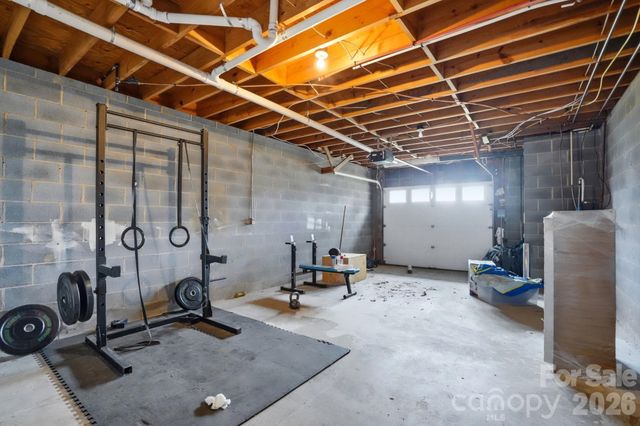 332 Shoreline Loop, Mooresville, NC 28117