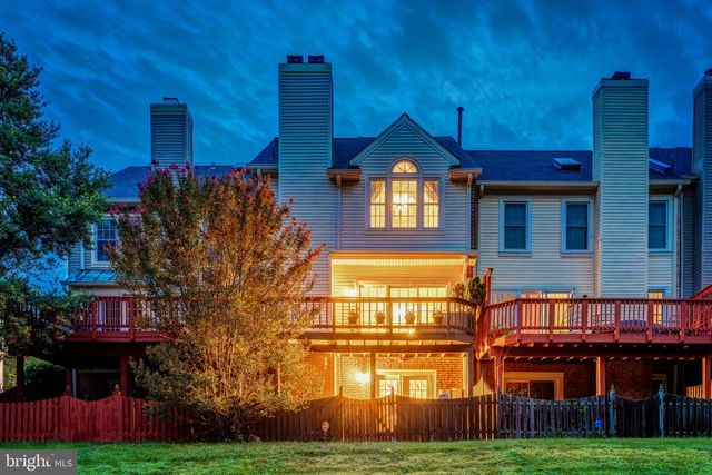 3839 INVERNESS RD, Fairfax, VA 22033