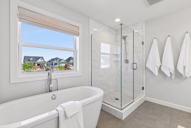 9091 River Rock Drive N, Chanhassen, MN 55317