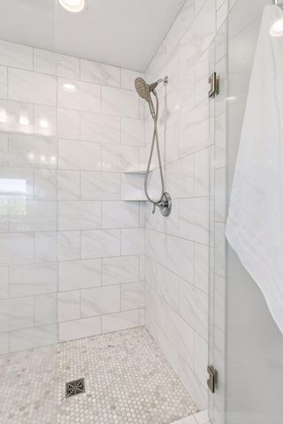 9091 River Rock Drive N, Chanhassen, MN 55317