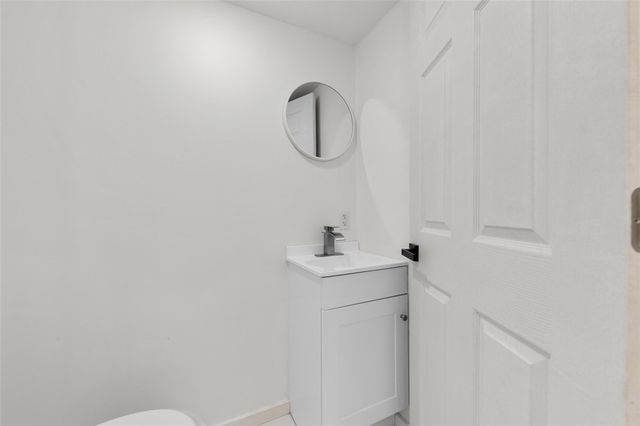 435 N Broadway St, Scottdale, PA 15683