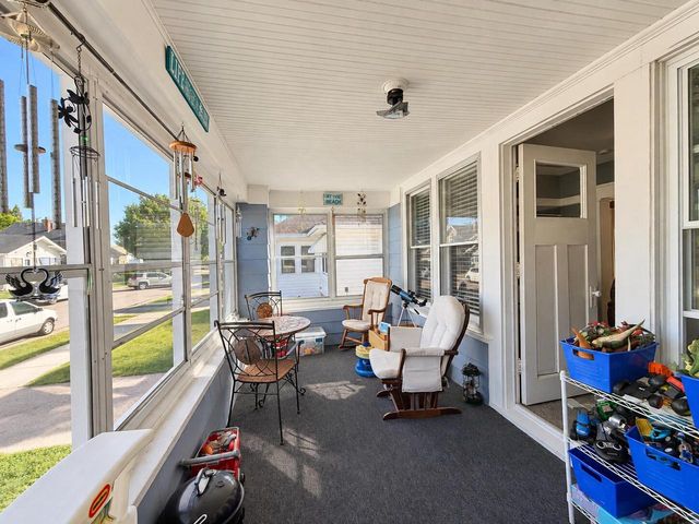 7116 37th AVENUE, Kenosha, WI 53142