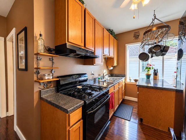 7116 37th AVENUE, Kenosha, WI 53142