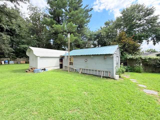 110 Dinsmore Street, Berea, KY 40403