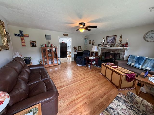 110 Dinsmore Street, Berea, KY 40403