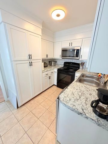 110 Dinsmore Street, Berea, KY 40403