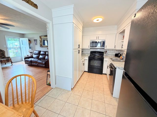 110 Dinsmore Street, Berea, KY 40403