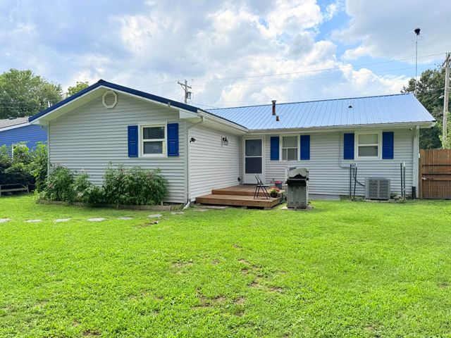 110 Dinsmore Street, Berea, KY 40403