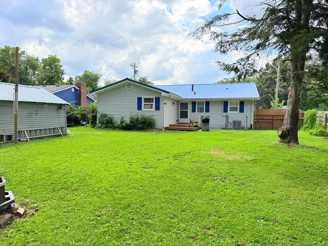 110 Dinsmore Street, Berea, KY 40403