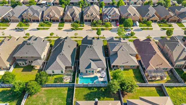 821 Sandbox Drive, Little Elm, TX 76227