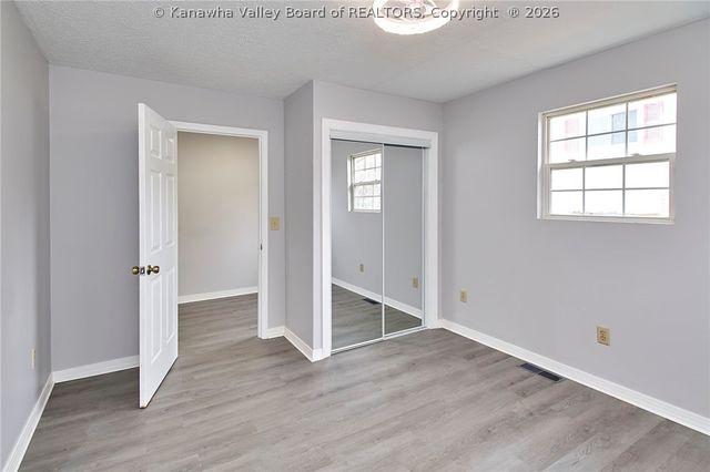 123 10th Avenue, South Charleston, WV 25303