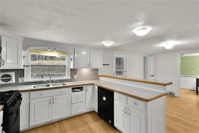 9871 Cumming Highway, Canton, GA 30115