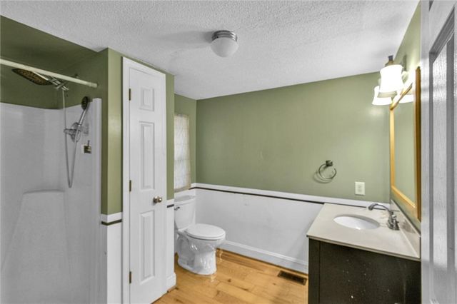 9871 Cumming Highway, Canton, GA 30115