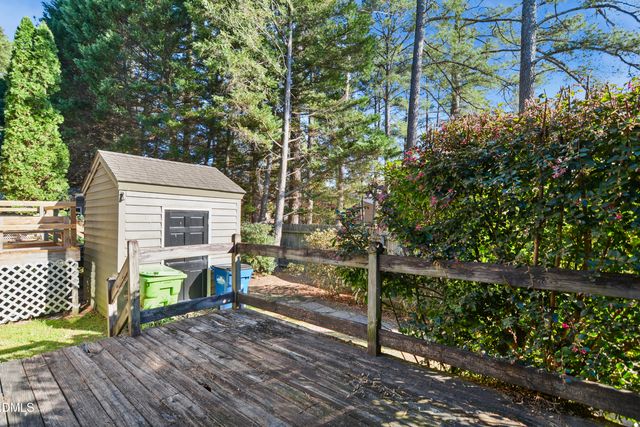 900 Albany Court, Raleigh, NC 27615