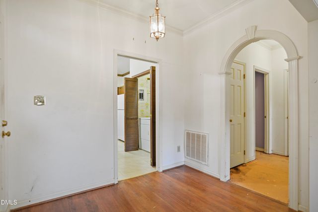 900 Albany Court, Raleigh, NC 27615