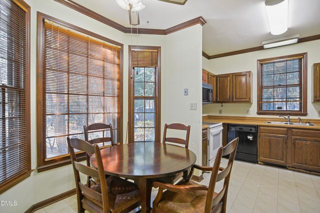 900 Albany Court, Raleigh, NC 27615