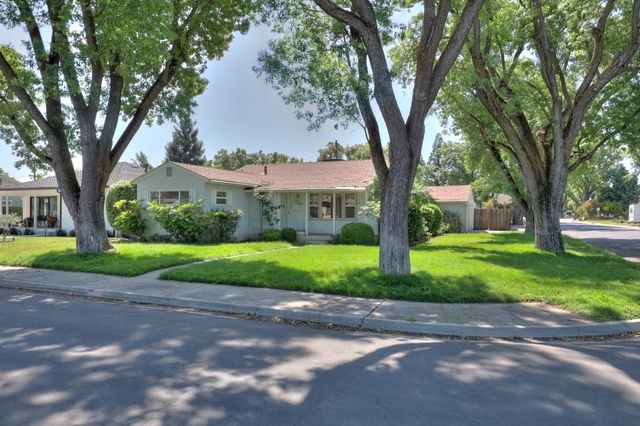 1713 Albany Ave, Modesto, CA 95350