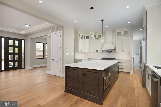 5906 3RD ST S, Arlington, VA 22204