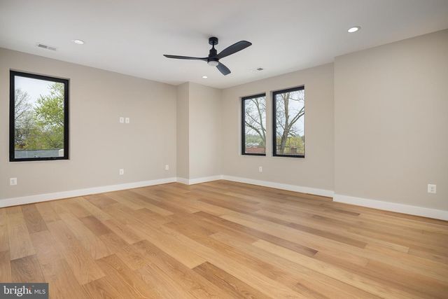 5906 3RD ST S, Arlington, VA 22204