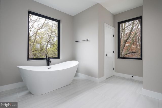 5906 3RD ST S, Arlington, VA 22204