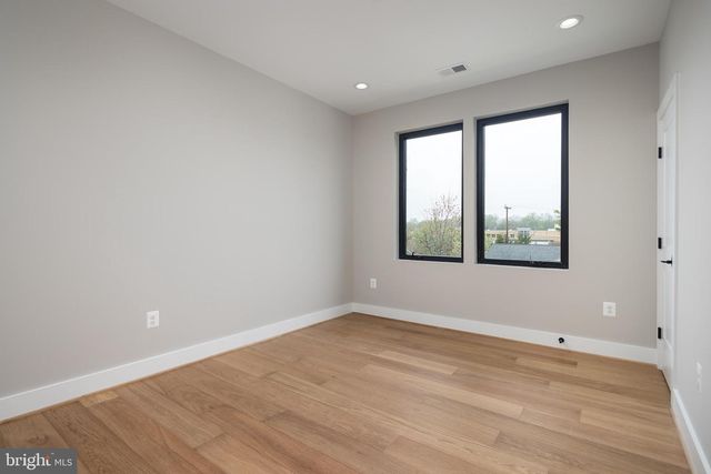 5906 3RD ST S, Arlington, VA 22204