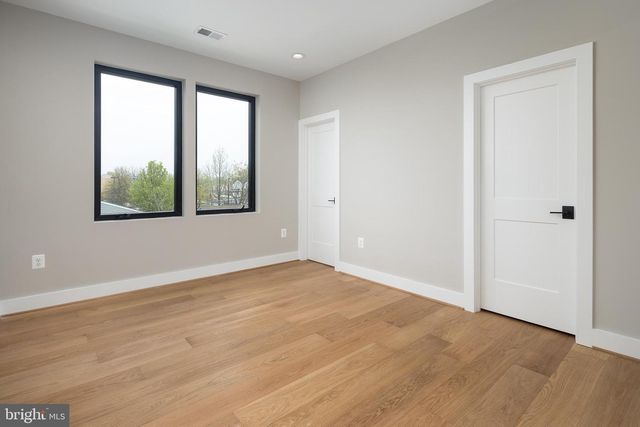 5906 3RD ST S, Arlington, VA 22204