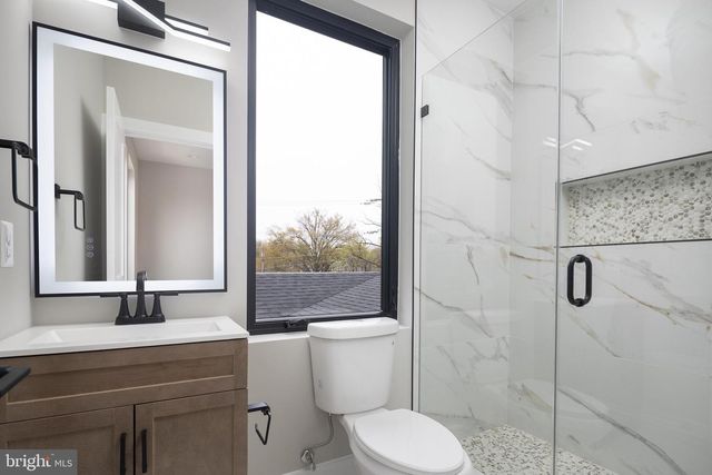 5906 3RD ST S, Arlington, VA 22204