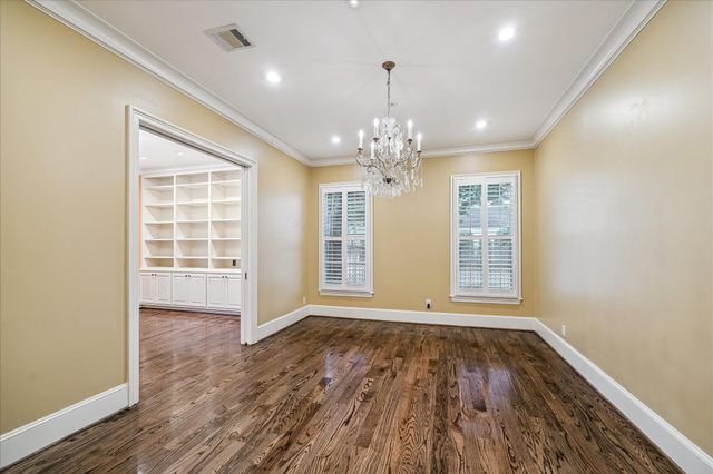 1201 Barkdull Street, Houston, TX 77006