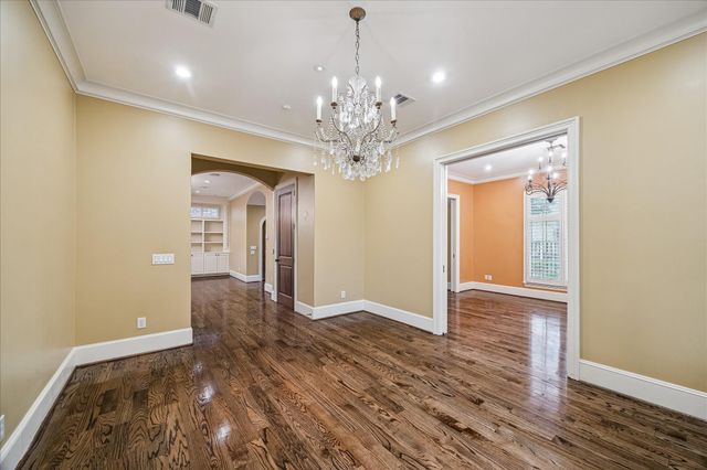 1201 Barkdull Street, Houston, TX 77006