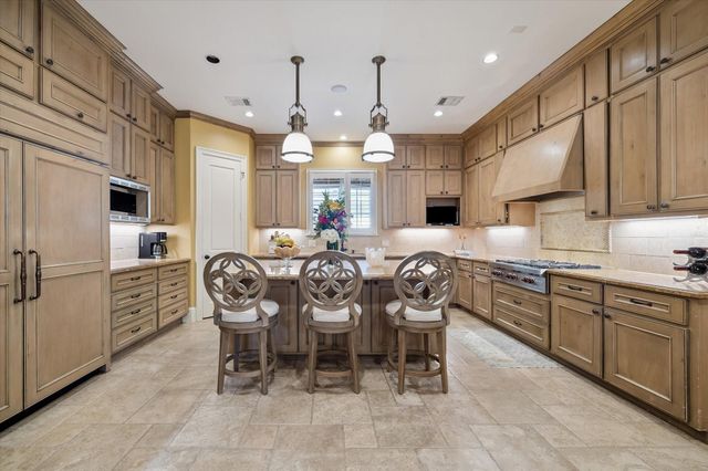 1201 Barkdull Street, Houston, TX 77006