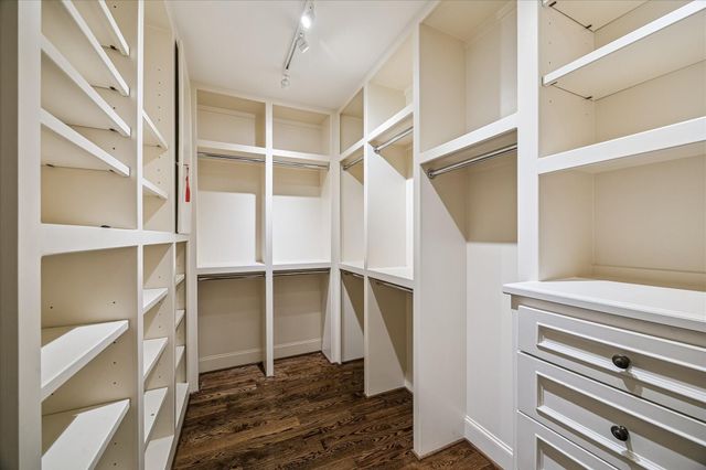 1201 Barkdull Street, Houston, TX 77006