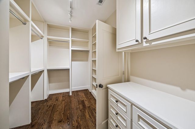 1201 Barkdull Street, Houston, TX 77006